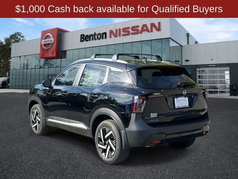 New 2026 Nissan Kicks SR w/ Cold Weather Package image 7