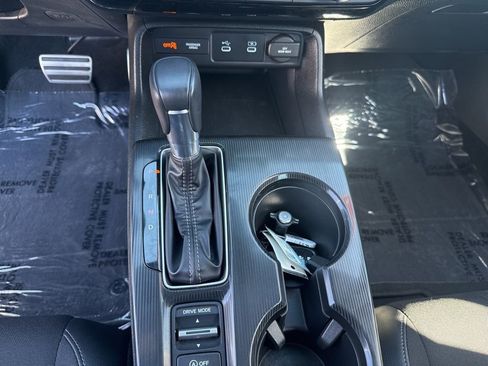 Used 2025 Honda Civic Sport image 17