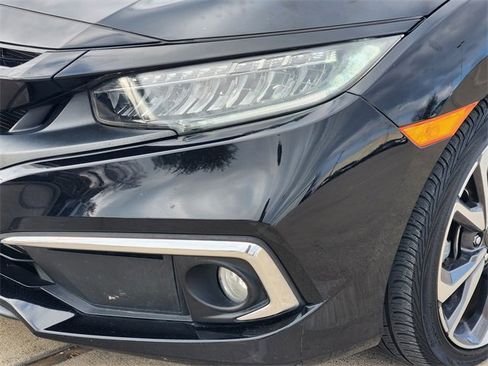 Used 2020 Honda Civic Touring image 23