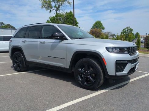 New 2026 Jeep Grand Cherokee Limited AWD/4WD image 2