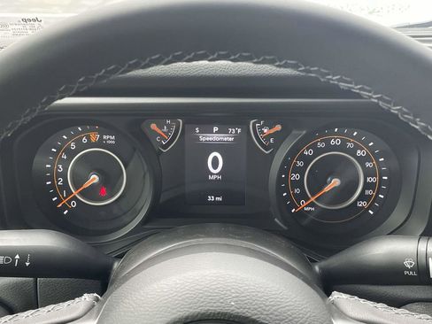 New 2025 Jeep Gladiator Sport image 15