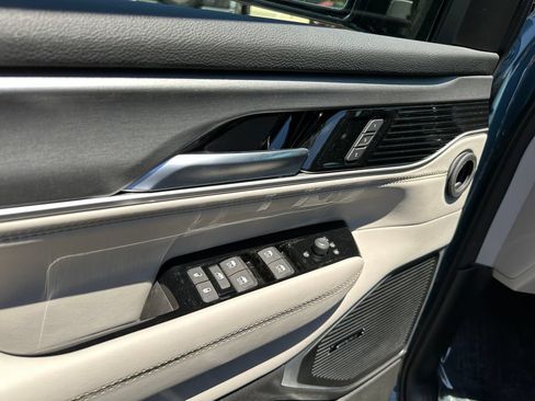 New 2026 Jeep Grand Wagoneer Limited w/ Rear Seat Video Group I AWD/4WD image 22