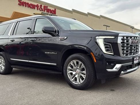 Certified 2025 GMC Yukon XL Denali image 39