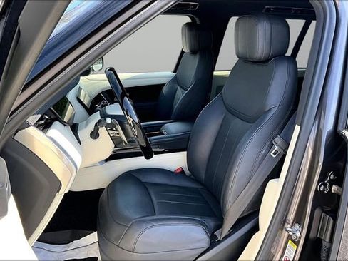 Used 2024 Land Rover Range Rover Long Wheelbase SE image 24