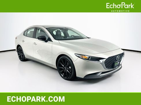 Used 2024 MAZDA MAZDA3 s FWD image 1