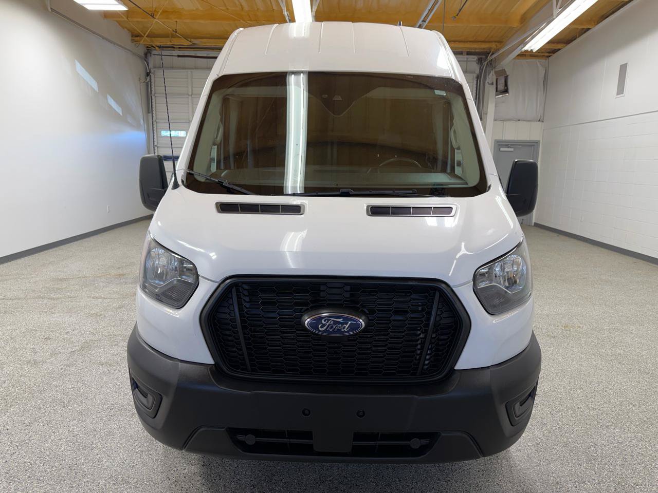 Used 2023 Ford Transit 250 148 High Roof w/ Load Area Protection Package RWD image 7