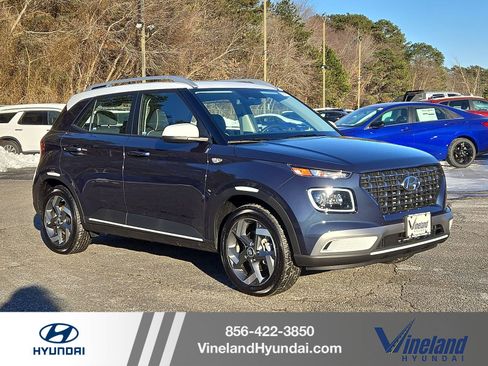 Certified 2025 Hyundai Venue Limited image 1