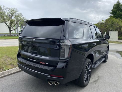 Used 2025 Chevrolet Tahoe RST w/ Comfort Package image 15