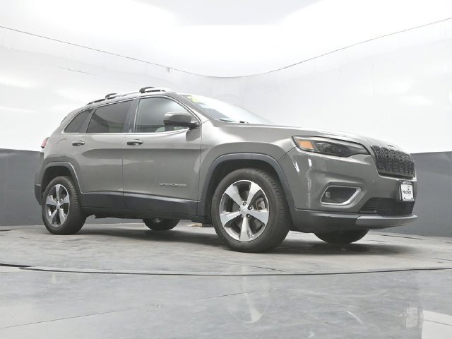 Used 2020 Jeep Cherokee Limited FWD image 42