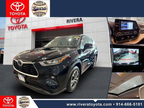 Used 2020 Toyota Highlander XLE AWD/4WD image 1