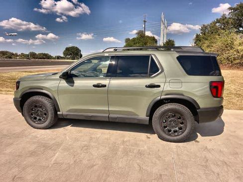 Certified 2026 Honda Passport TrailSport Elite image 4
