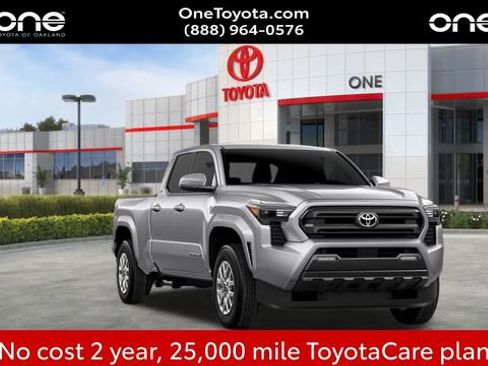 New 2025 Toyota Tacoma SR5 image 17