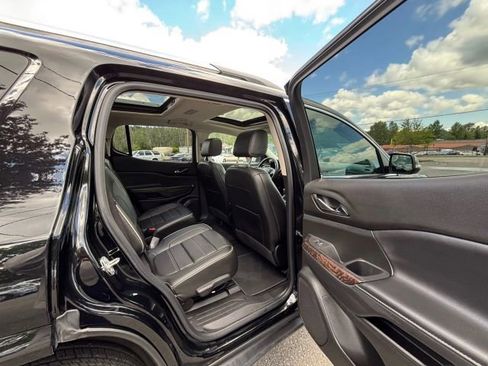 Used 2021 GMC Acadia Denali w/ Trailering Package image 18