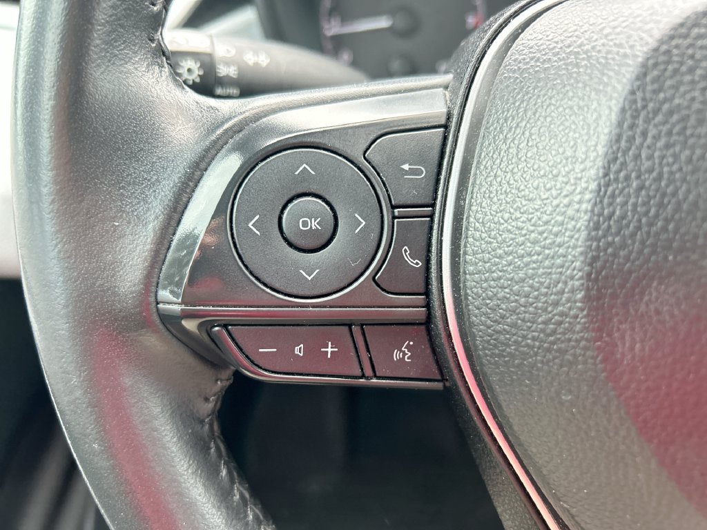 Used 2025 Toyota Corolla SE FWD image 15