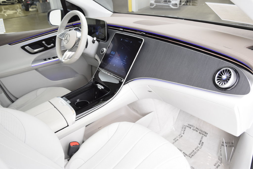 Certified 2023 Mercedes-Benz EQE 350+ SUV image 15
