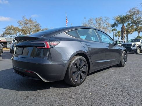 Used 2024 Tesla Model 3 Standard Range image 4