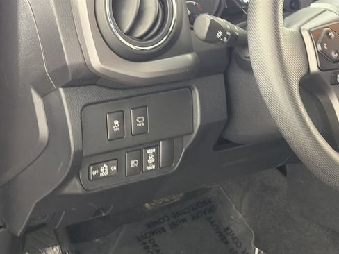 Used 2023 Toyota Tacoma TRD Sport w/ Advanced Technology Package AWD/4WD image 11