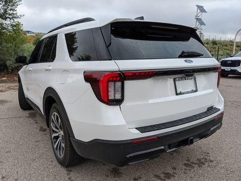 New 2025 Ford Explorer ST-Line image 4