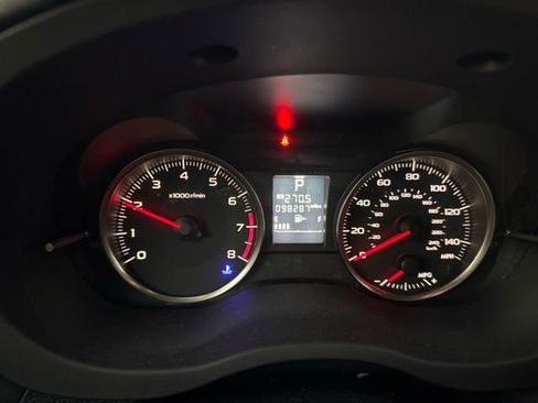 Used 2016 Subaru Crosstrek 2.0i Premium w/ Moonroof Package image 8