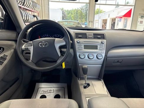 Used 2011 Toyota Camry LE w/ LE Extra-Value Pkg FWD image 7