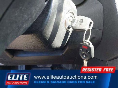 Used 2013 Subaru Impreza 2.0i Premium w/ All-Weather Pkg image 22