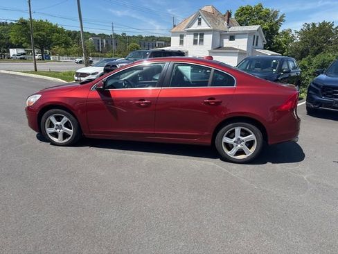 Used 2013 Volvo S60 T5 AWD/4WD image 9