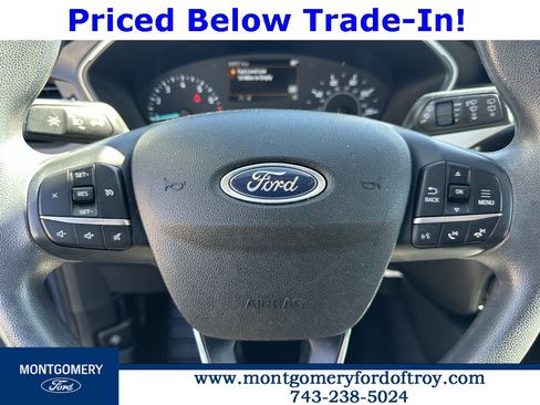Used 2022 Ford Escape SE image 21