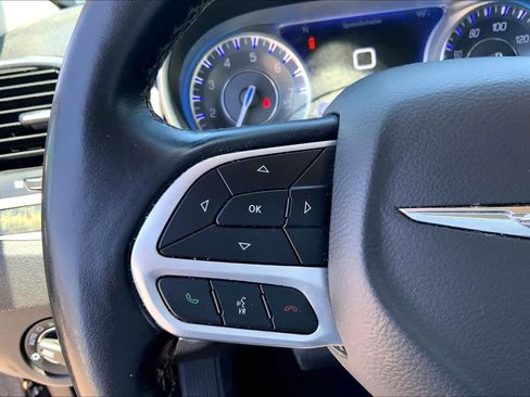 Used 2022 Chrysler 300 Touring L w/ Popular Equipment Group AWD/4WD image 23