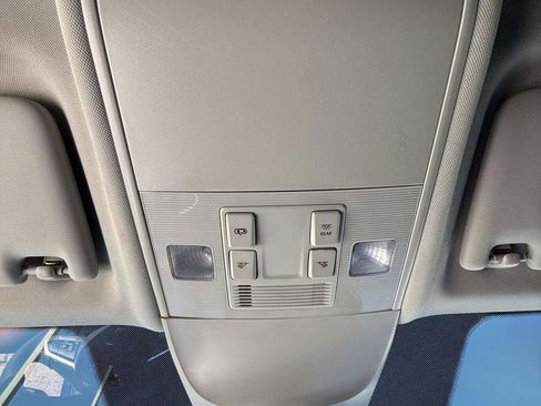 Used 2024 Volkswagen Taos S w/ MDO Package image 23