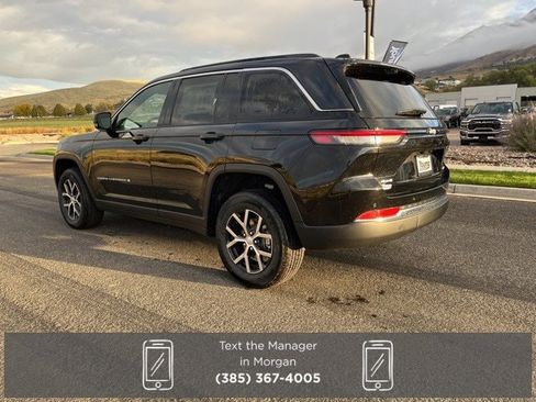 New 2025 Jeep Grand Cherokee Limited w/ Luxury Tech Group II image 6