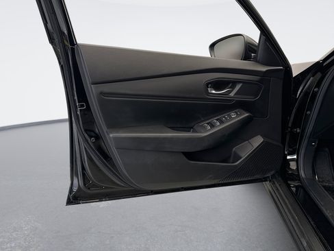 Used 2025 Honda Accord SE image 9