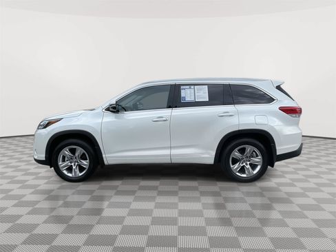 Used 2018 Toyota Highlander Limited AWD/4WD image 27