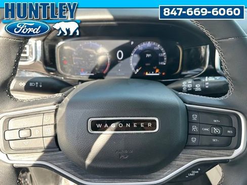 Used 2022 Jeep Wagoneer Series III w/ Convenience Group I AWD/4WD image 34