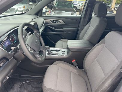 Used 2023 Chevrolet Traverse LT w/ Midnight/Sport Edition