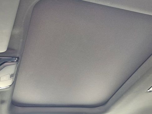 Used 2021 BMW 330i xDrive 330i xDrive w/ Convenience Package image 25