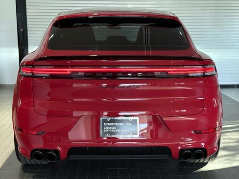 Certified 2025 Porsche Cayenne GTS AWD/4WD image 6