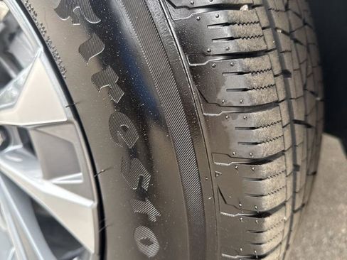 Used 2025 Chevrolet Equinox LT image 30