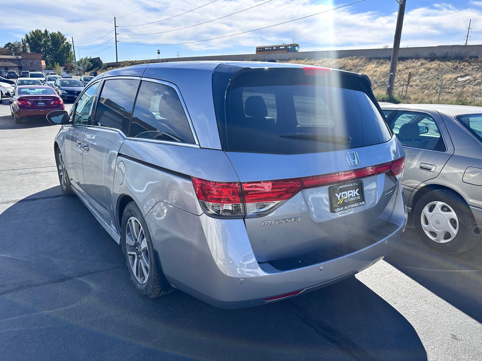 Used 2016 Honda Odyssey Touring image 4