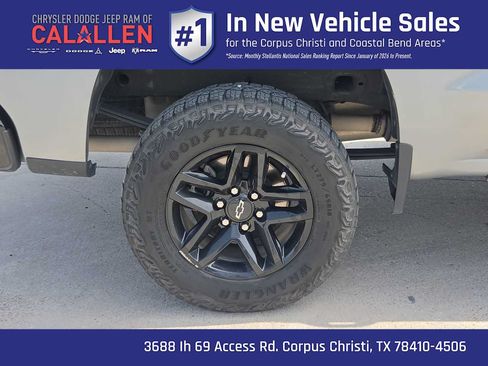 Used 2024 Chevrolet Silverado 1500 Custom Trail Boss AWD/4WD image 15