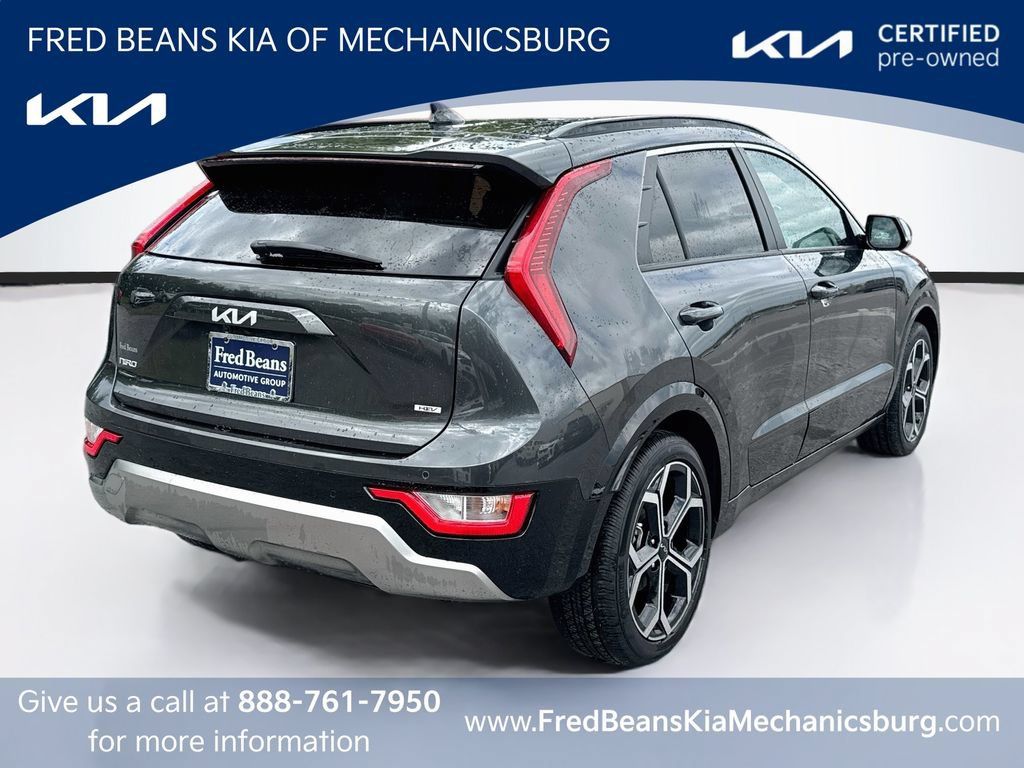 Certified 2023 Kia Niro EX Touring FWD image 7