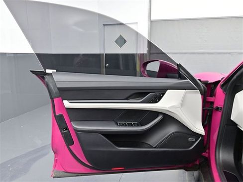 Certified 2024 Porsche Taycan GTS image 7