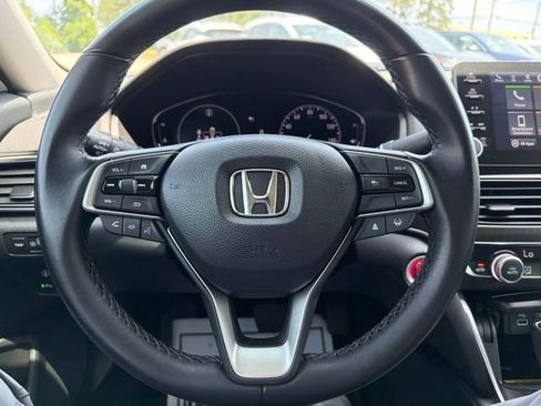 Used 2022 Honda Accord EX-L image 16