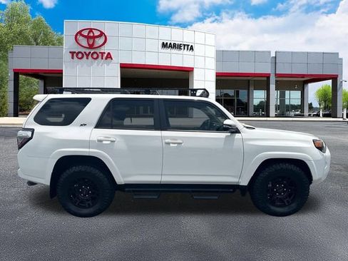 Certified 2022 Toyota 4Runner SR5 Premium w/ Moonroof Package RWD image 29