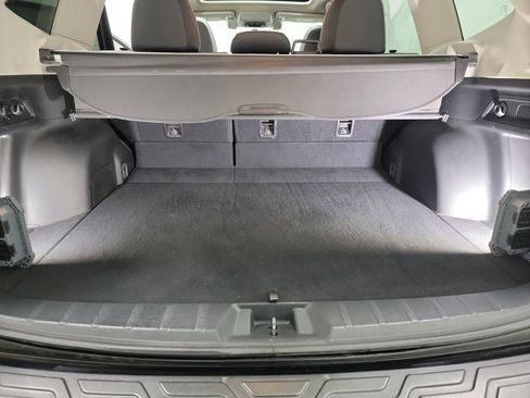 Used 2020 Subaru Forester Limited image 26