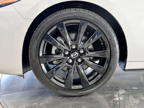 Certified 2025 MAZDA MAZDA3 2.5 Turbo Sedan w/Premium Plus image 10