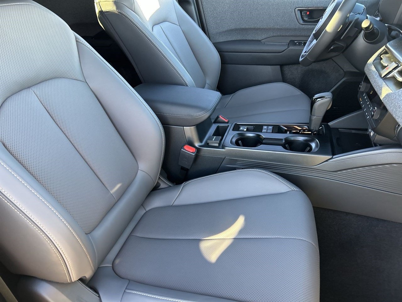 New 2026 Subaru Outback Limited AWD/4WD image 7