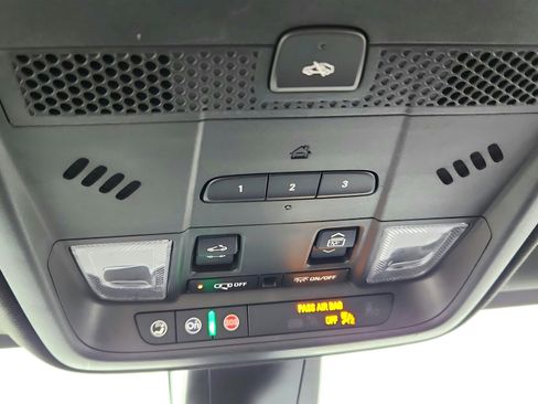 Used 2023 Cadillac XT5 Premium Luxury image 34