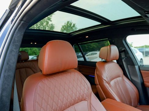 Used 2024 BMW X7 M60i w/ Executive Package AWD/4WD image 40