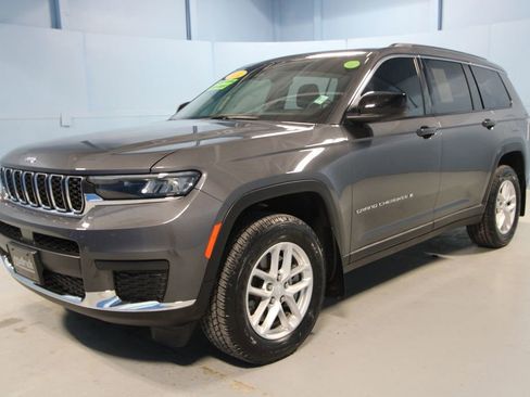 Used 2024 Jeep Grand Cherokee L Laredo image 33