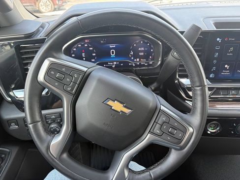 Used 2024 Chevrolet Silverado 1500 LT AWD/4WD image 13
